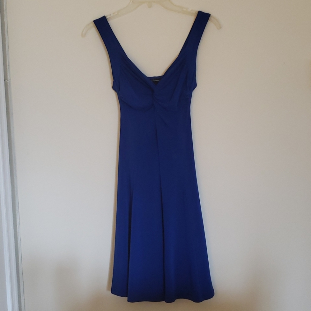 Simple dress, small discoloration